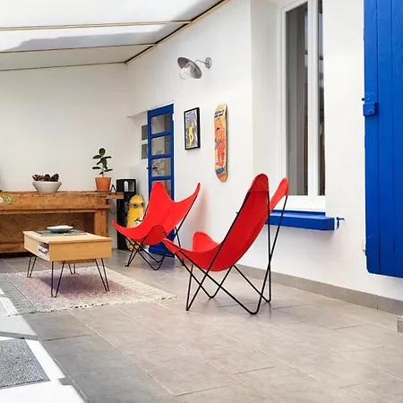 Appartamento Jolie Maison Au Bord De L'eau *