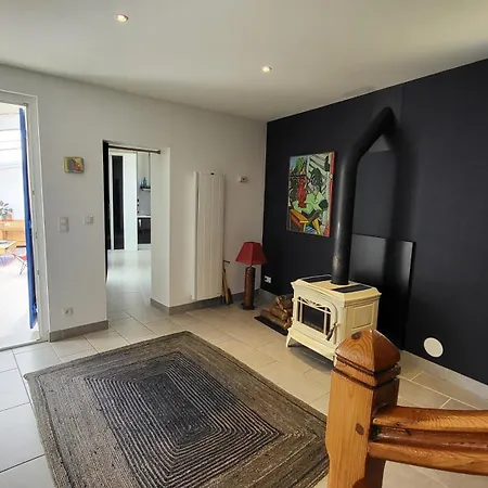 Jolie Maison Au Bord De L'eau Appartamento